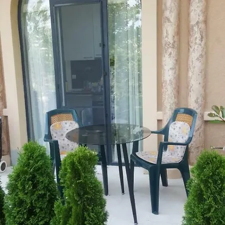 Aphrodite Gardens Studio-apartment D-102 Daire *